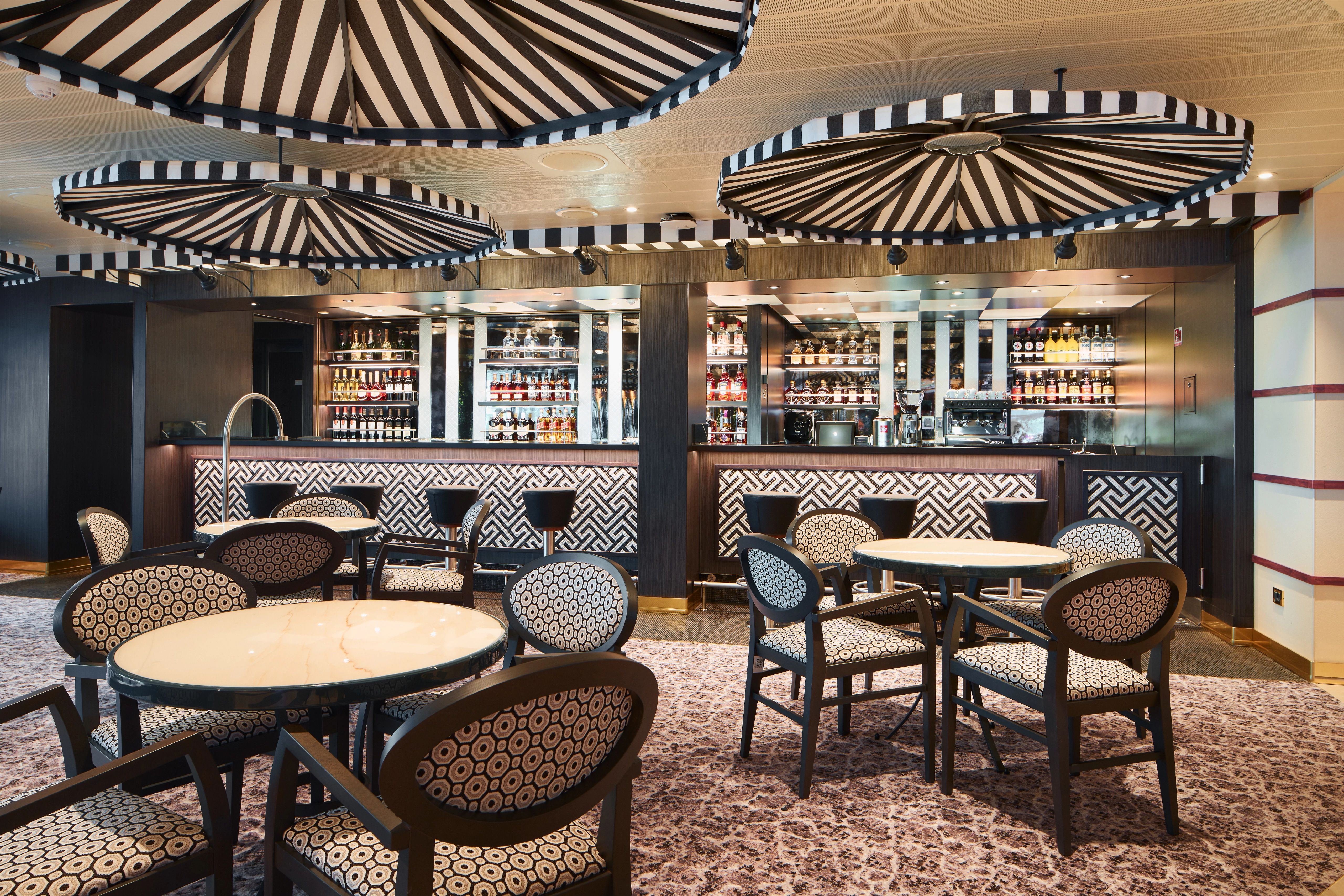 Carnival Cruise Delay Causes Hundreds to Miss Connecting Flights